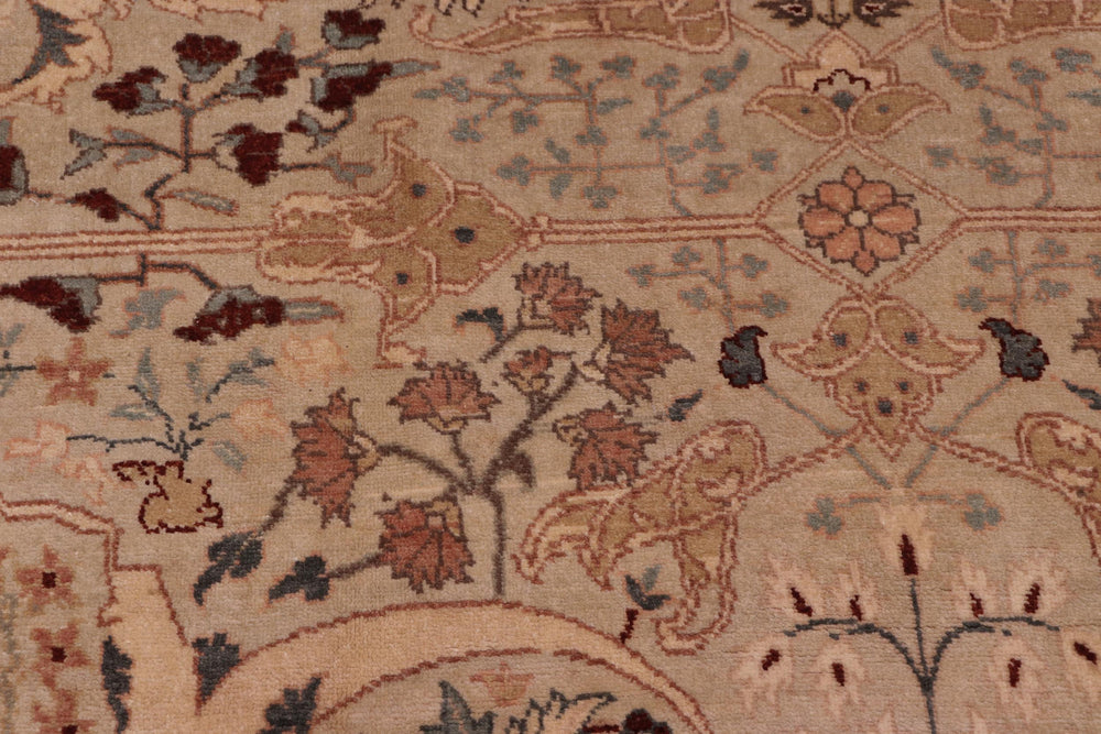 handmade Traditional  Lt. Tan Lt. Green Hand Knotted RECTANGLE 100% WOOL area rug 8' x 10'