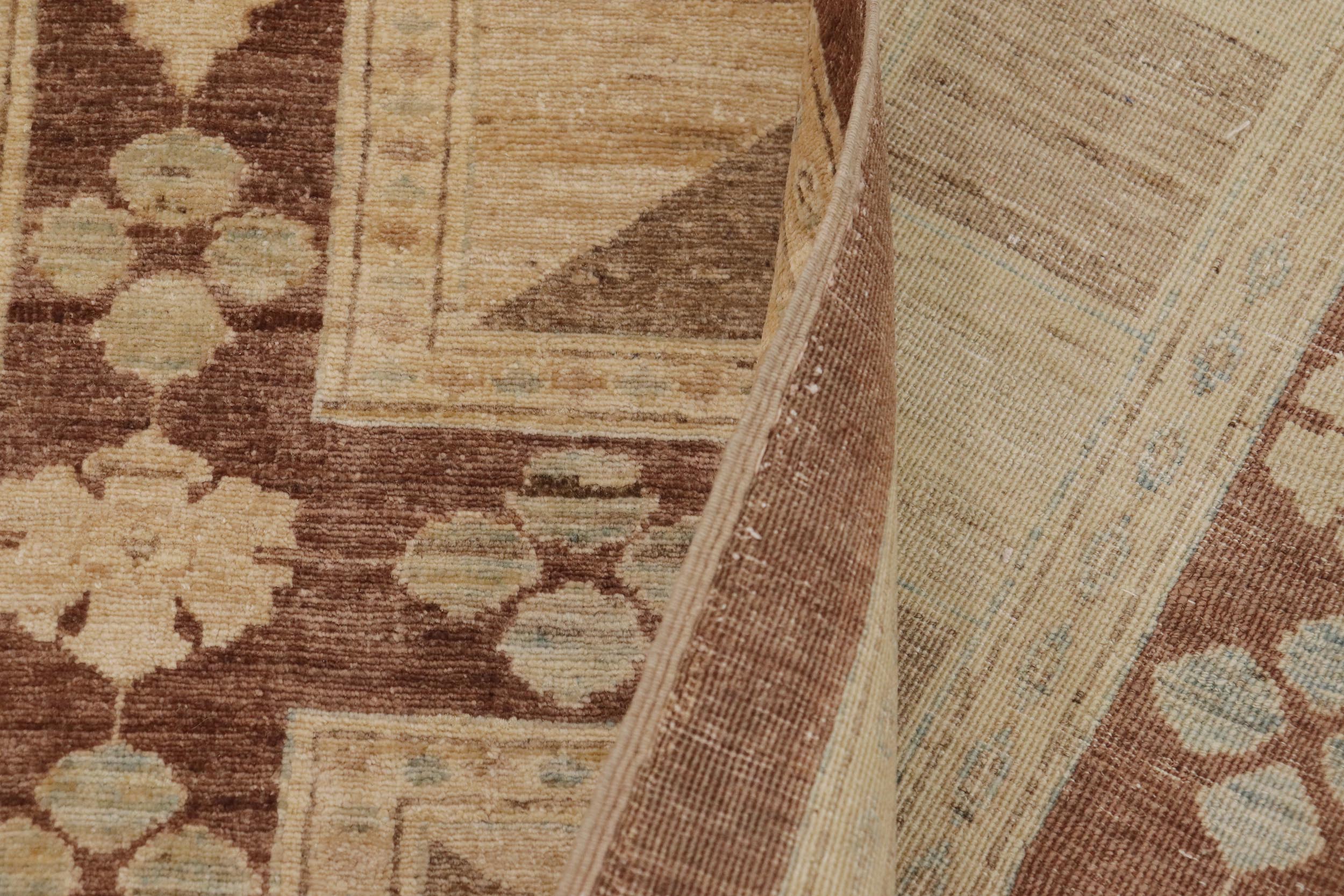 handmade Modern Kafkaz Brown Beige Hand Knotted RECTANGLE 100% WOOL area rug 9' x 11'