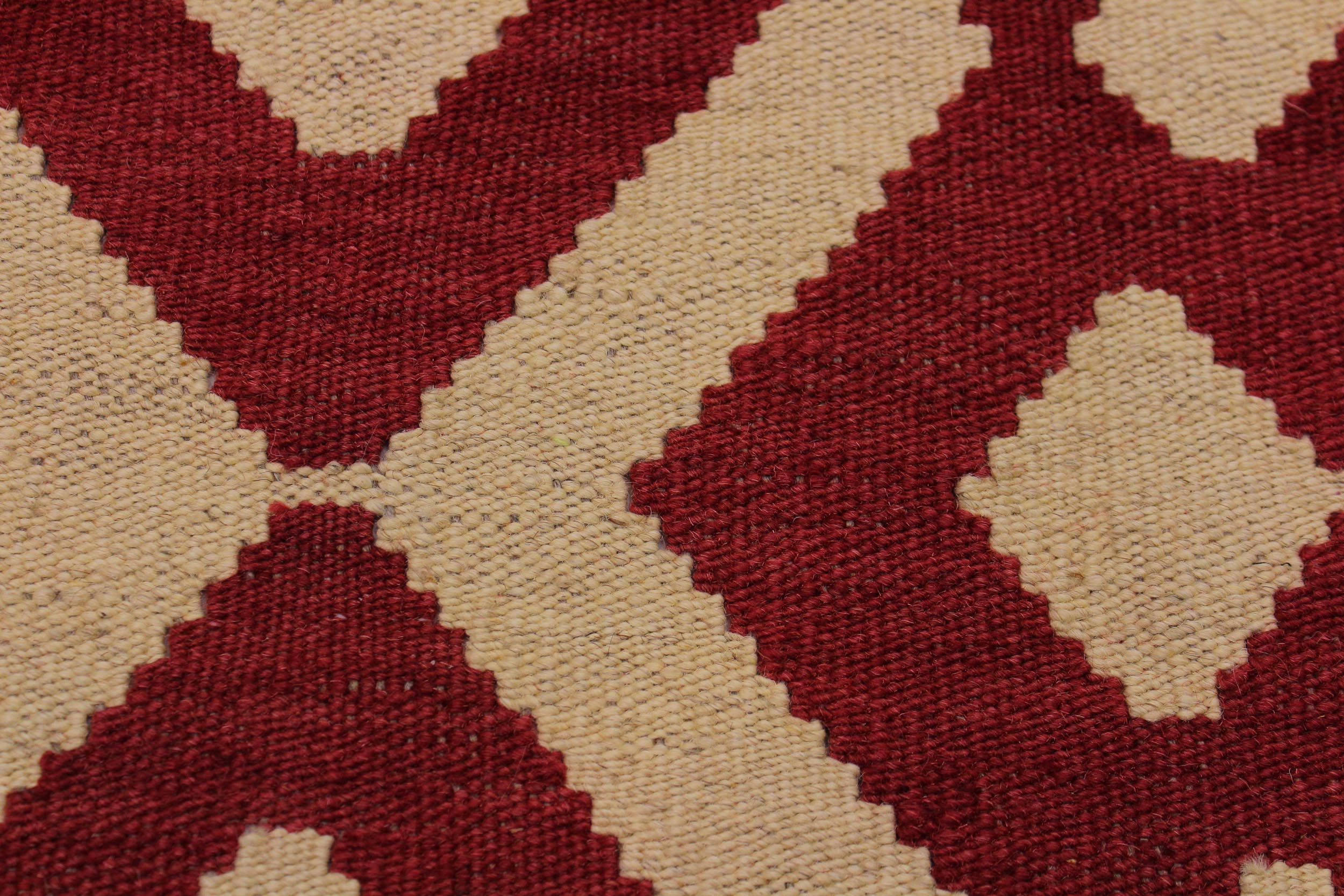 handmade Modern Kilim Red Beige Hand-Woven RECTANGLE 100% WOOL area rug 4' x 6'
