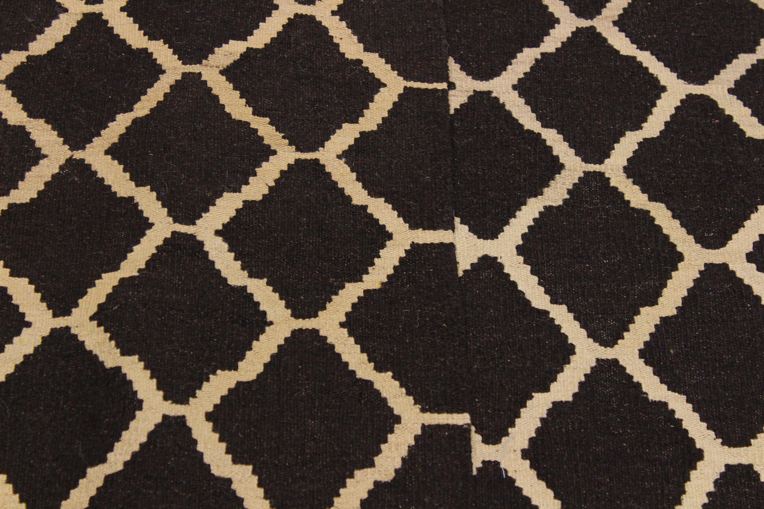handmade Modern Kilim Black Ivory Hand-Woven RECTANGLE 100% WOOL area rug 7' x 10'