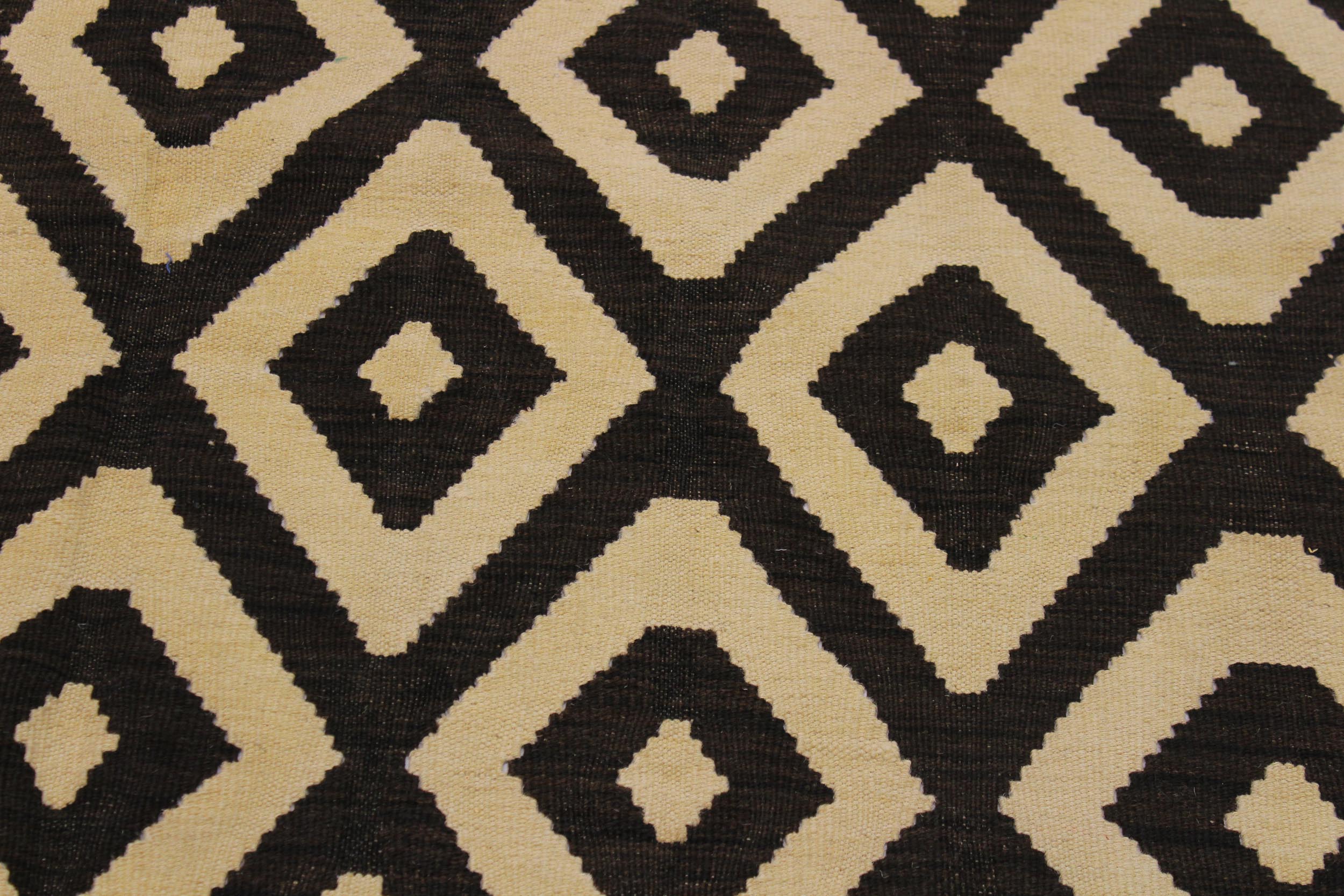 handmade Modern Kilim Black Ivory Hand-Woven RECTANGLE 100% WOOL area rug 6' x 8'