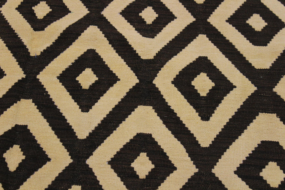 handmade Modern Kilim Black Ivory Hand-Woven RECTANGLE 100% WOOL area rug 6' x 8'