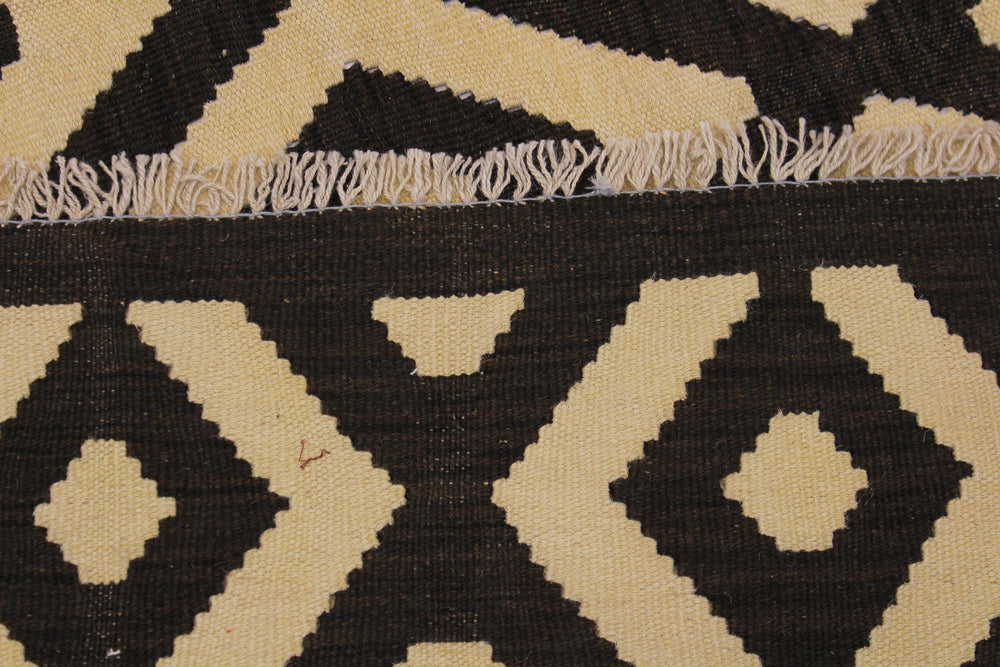 handmade Modern Kilim Black Ivory Hand-Woven RECTANGLE 100% WOOL area rug 6' x 8'