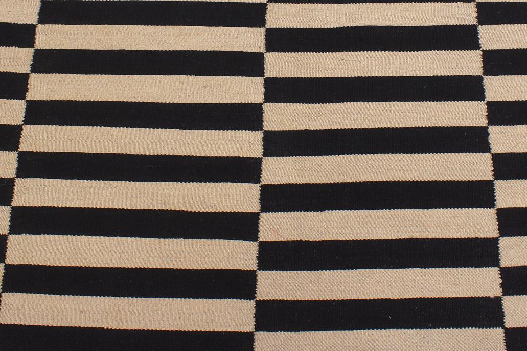 Flat Weave Kilim Antique Navaho Vintage handmade Modern Kilim Beige Black Hand-Woven Rectangle 100% Wool Area Rug 6x8 