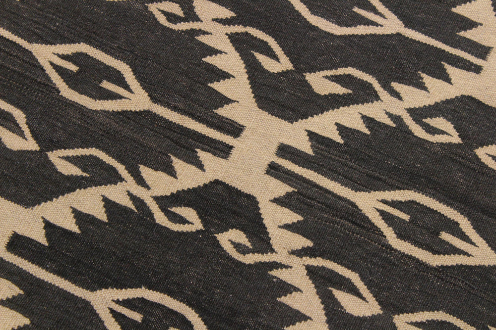 handmade Modern Kilim Black Ivory Hand-Woven RECTANGLE 100% WOOL area rug 6' x 8'