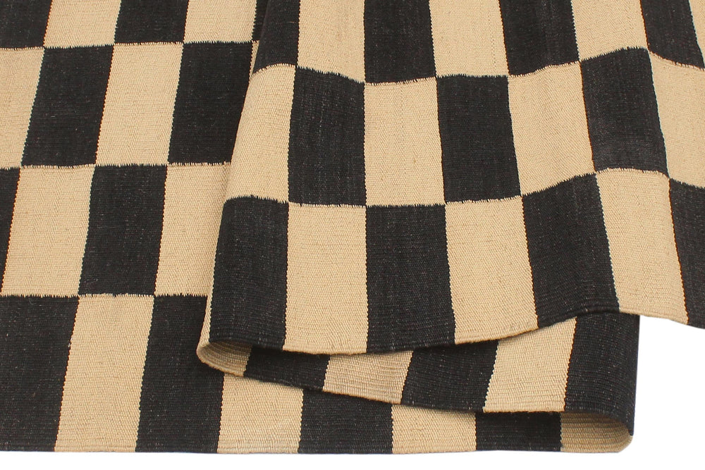 handmade Modern Kilim Beige Black Hand-Woven RECTANGLE 100% WOOL area rug 4' x 6'