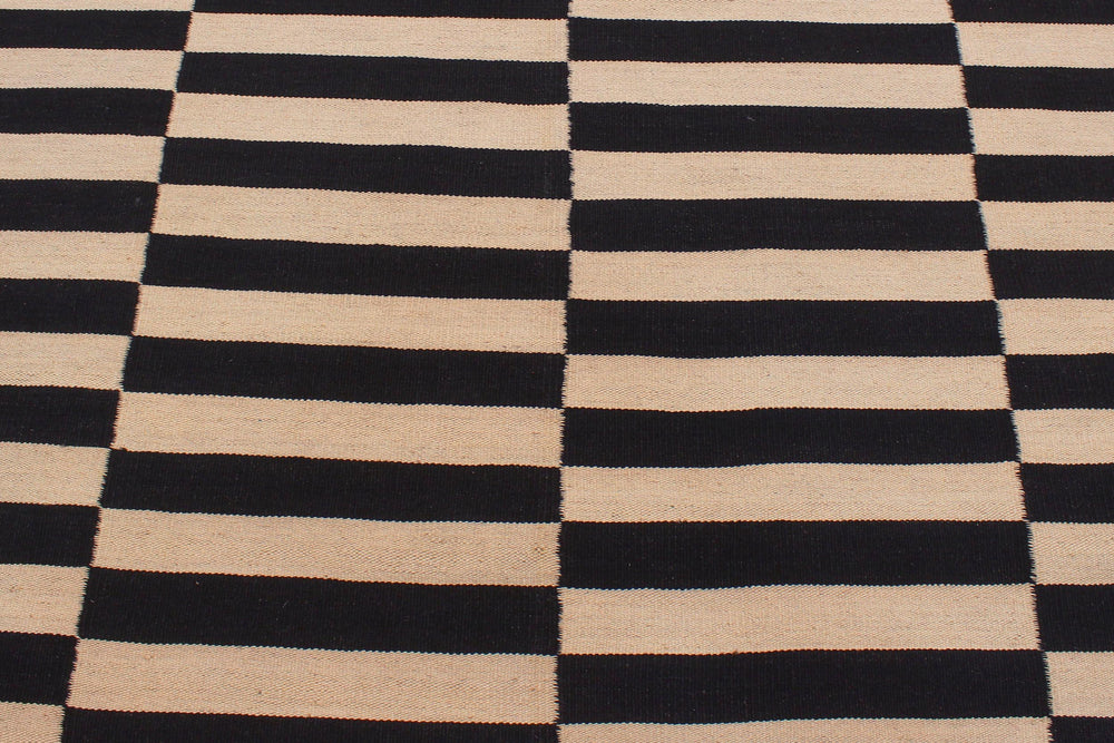 handmade Modern Kilim Beige Black Hand-Woven RECTANGLE 100% WOOL area rug 6' x 8'