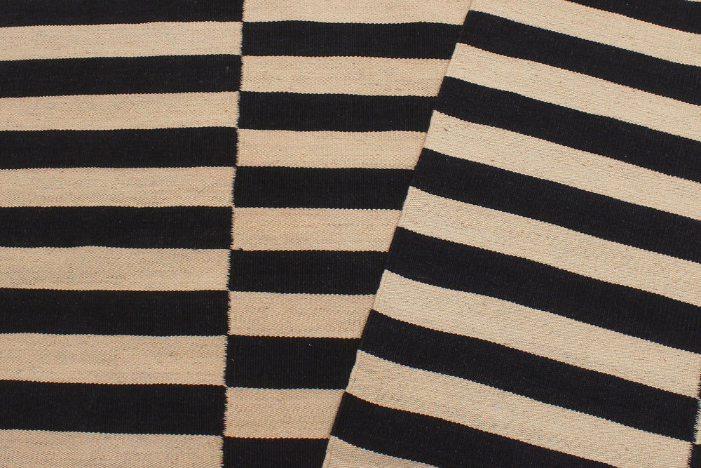 handmade Modern Kilim Beige Black Hand-Woven RECTANGLE 100% WOOL area rug 6' x 8'