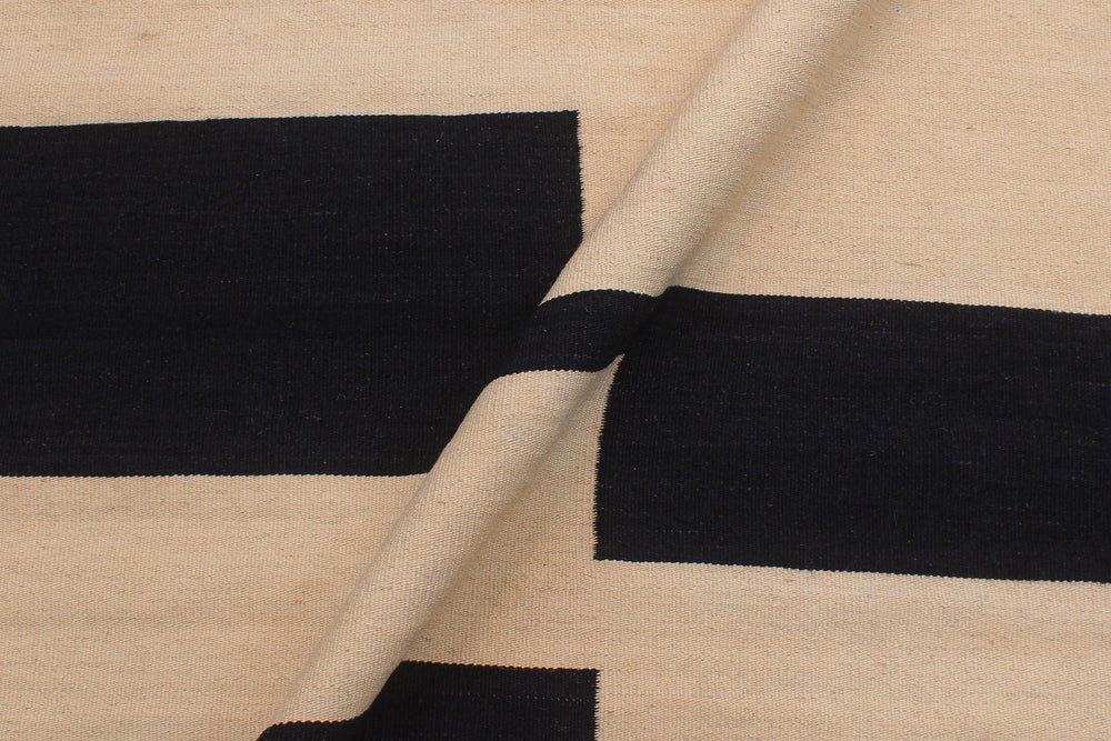 handmade Modern Kilim Beige Black Hand-Woven RECTANGLE 100% WOOL area rug 6' x 8'