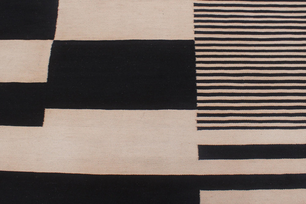 handmade Modern Kilim Ivory Black Hand-Woven RECTANGLE 100% WOOL area rug 6' x 8'