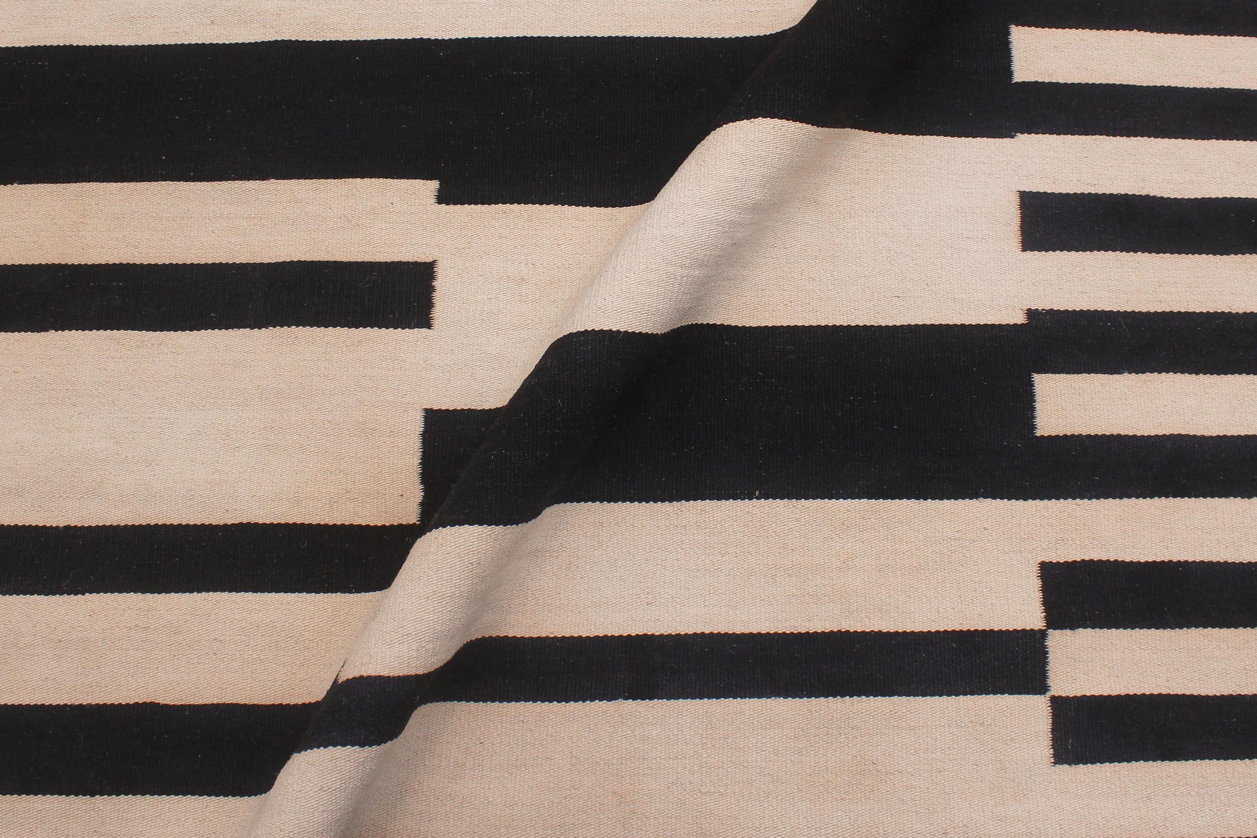 handmade Modern Kilim Ivory Black Hand-Woven RECTANGLE 100% WOOL area rug 6' x 8'