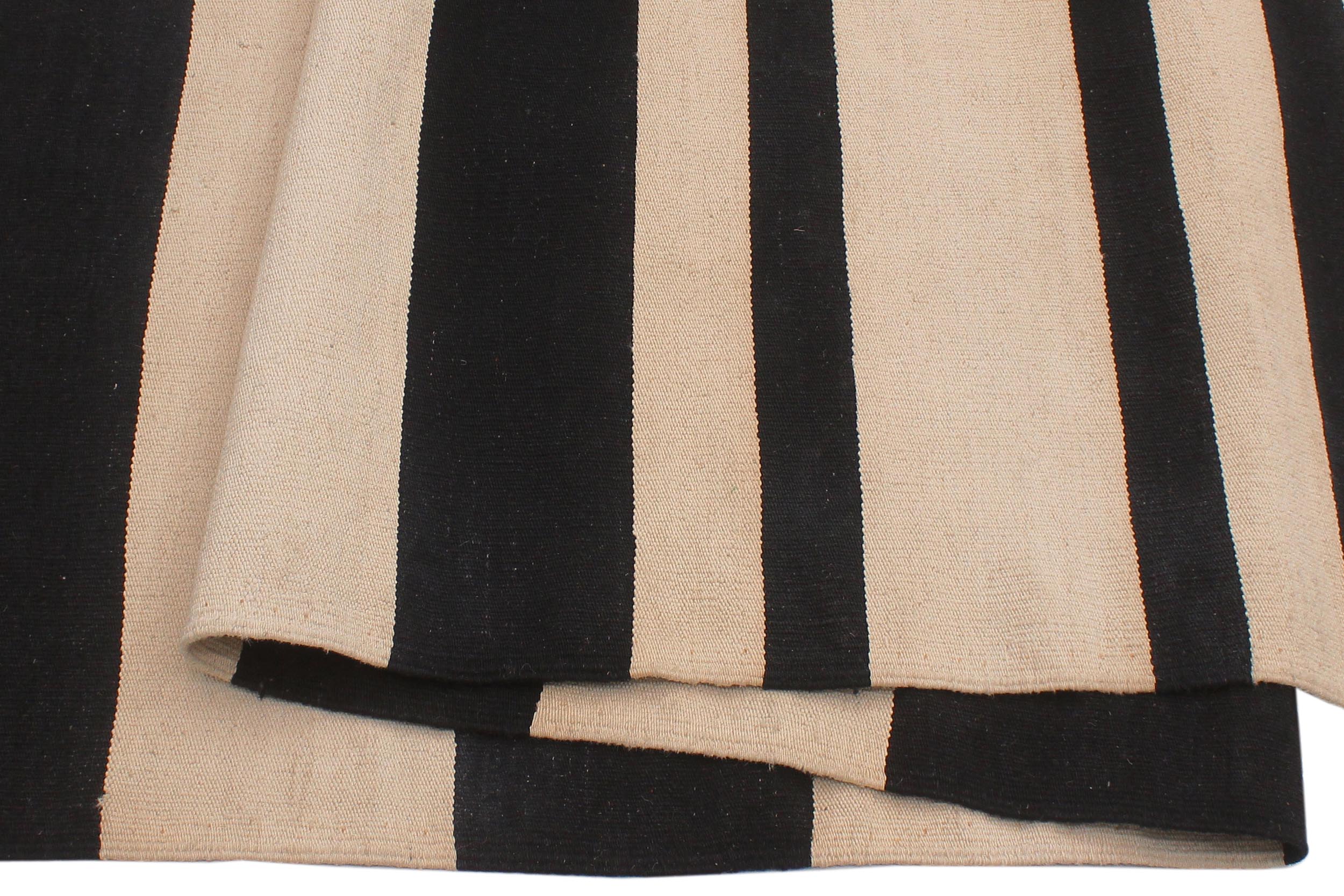handmade Modern Kilim Ivory Black Hand-Woven RECTANGLE 100% WOOL area rug 6' x 8'