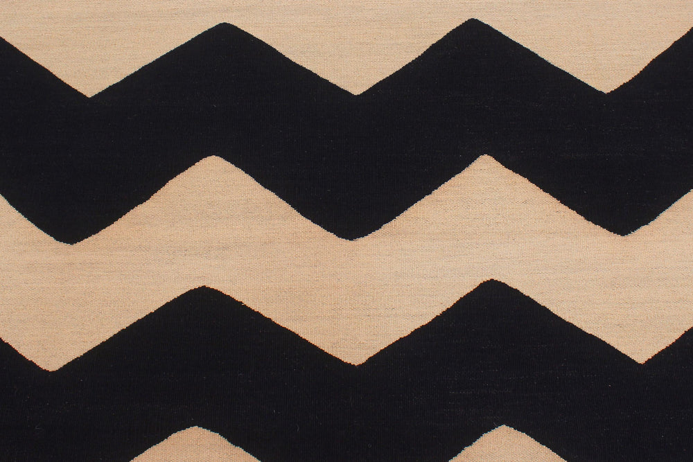 handmade Modern Kilim Beige Black Hand-Woven RECTANGLE 100% WOOL area rug 6' x 8'