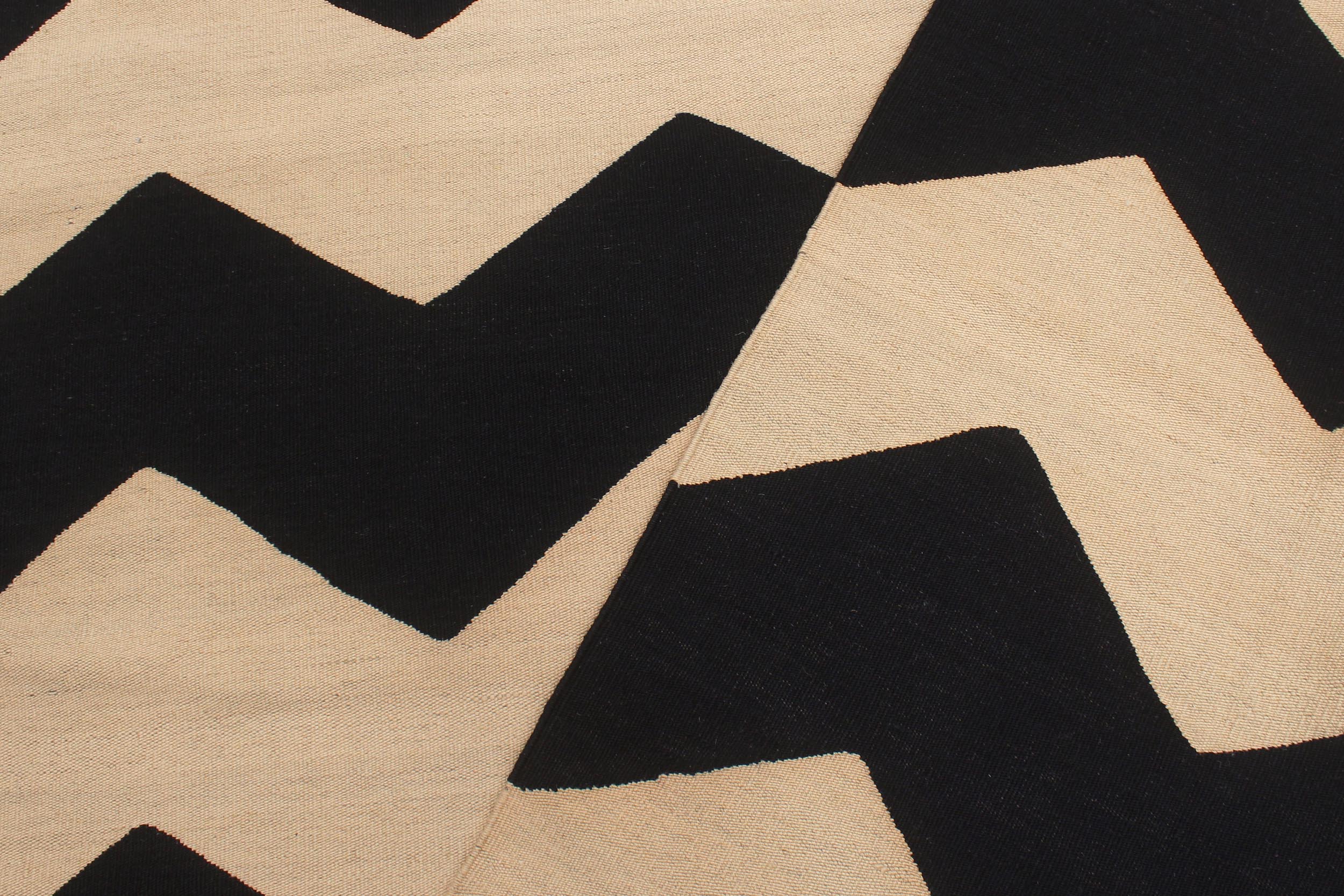 handmade Modern Kilim Beige Black Hand-Woven RECTANGLE 100% WOOL area rug 6' x 8'