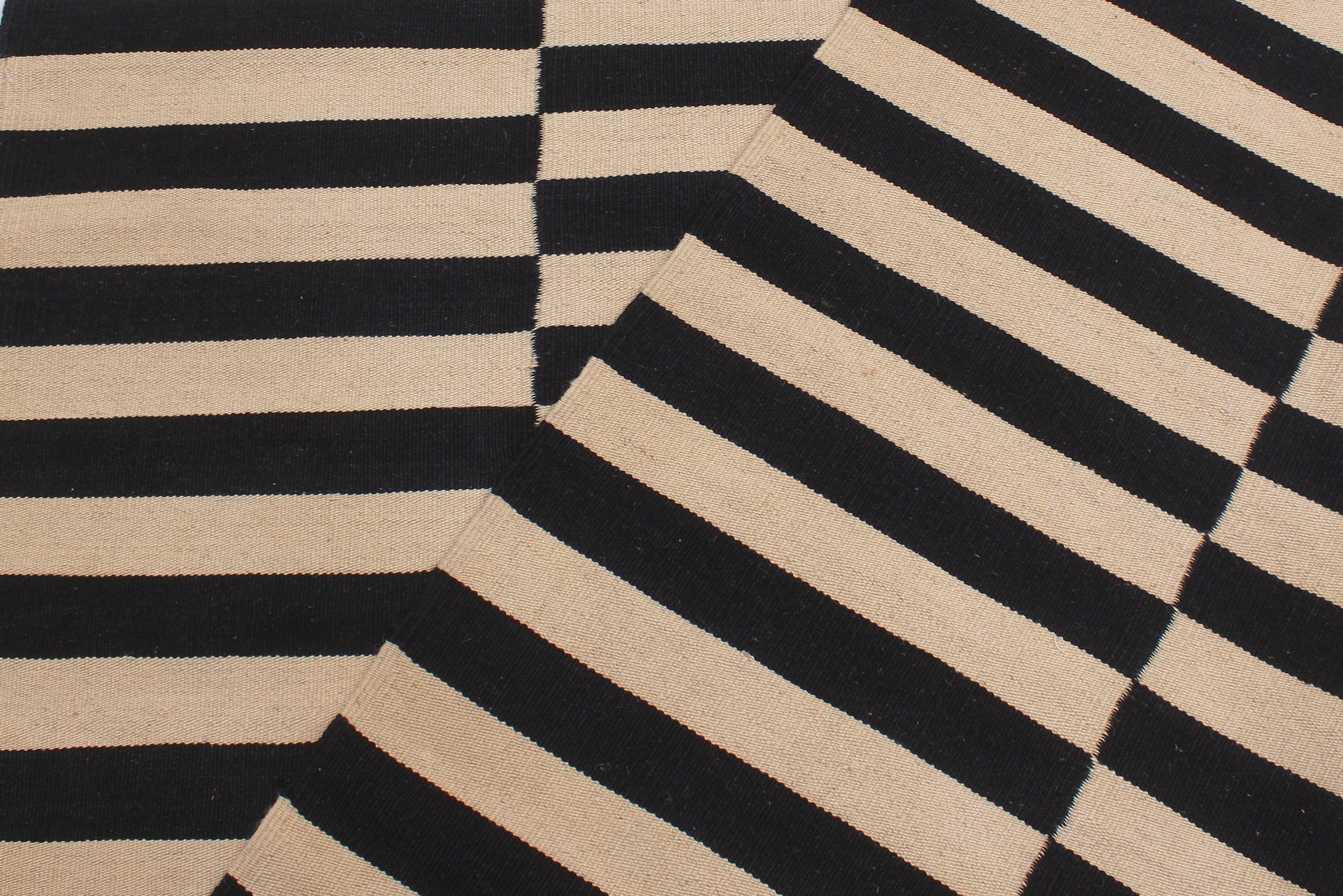 handmade Modern Kilim Beige Black Hand-Woven RECTANGLE 100% WOOL area rug 6' x 8'