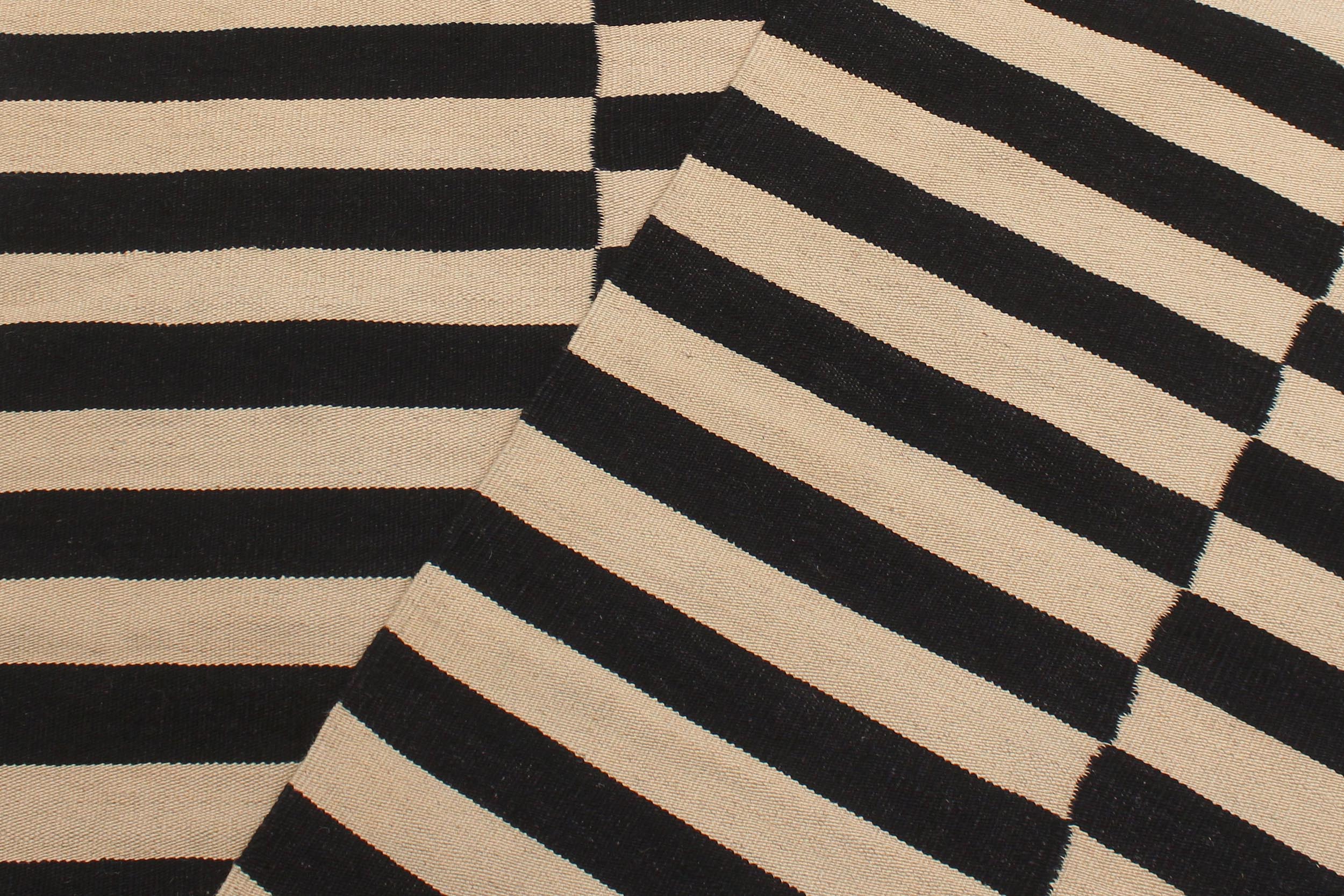 handmade Modern Kilim Beige Black Hand-Woven RECTANGLE 100% WOOL area rug 6' x 8'