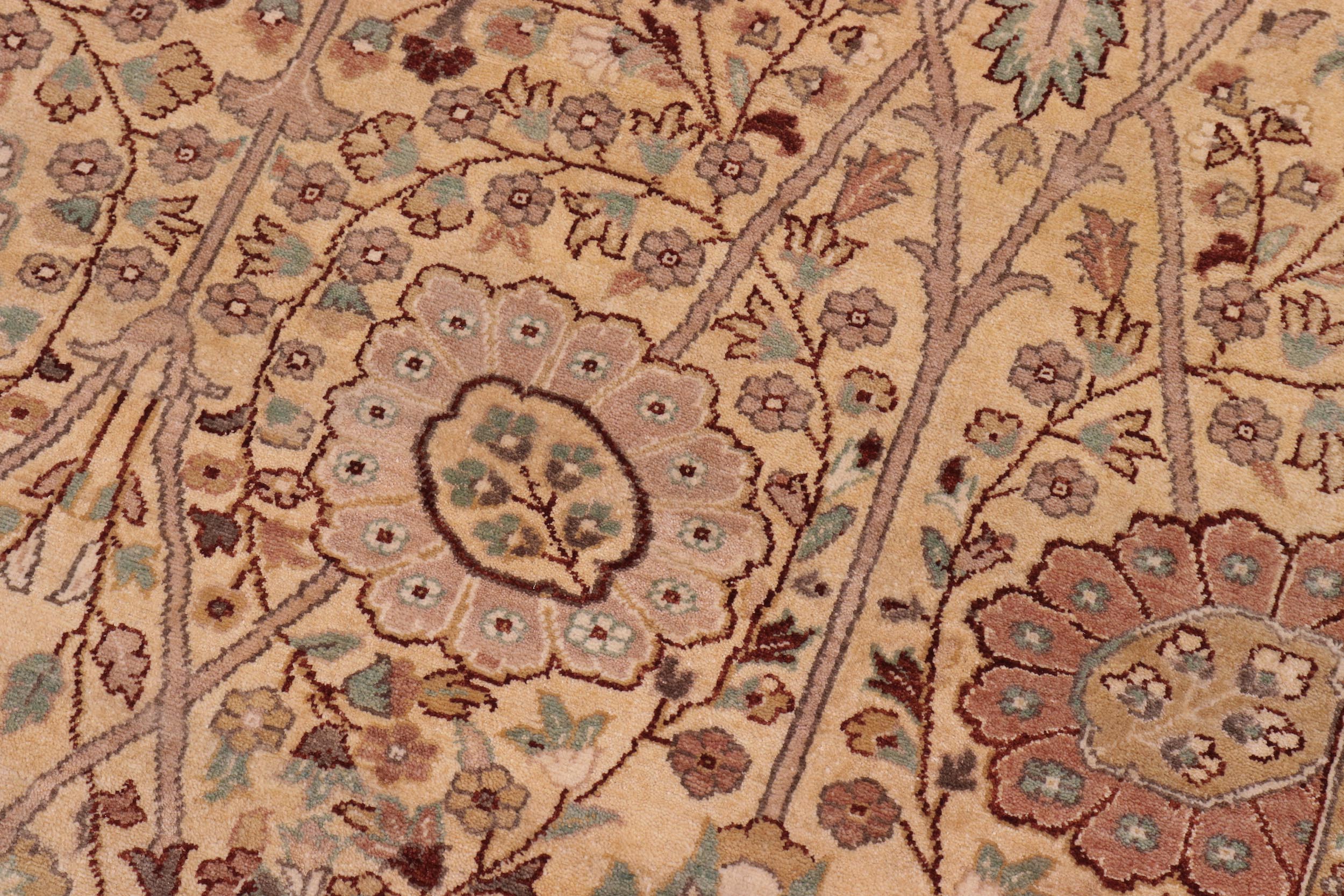 handmade Traditional Design Gold Lt. Gold Hand Knotted RECTANGLE 100% WOOL area rug 10' x 14'