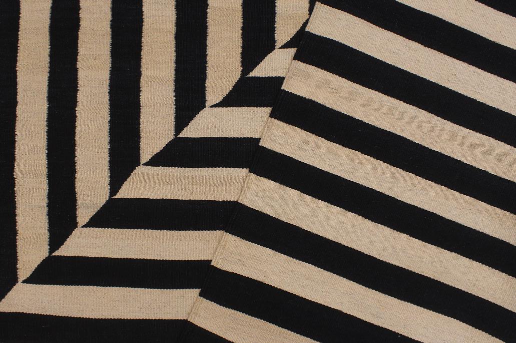 Flat Weave Kilim Antique Navaho Vintage handmade Modern Kilim Beige Black Hand-Woven Rectangle 100% Wool Area Rug 8x10 