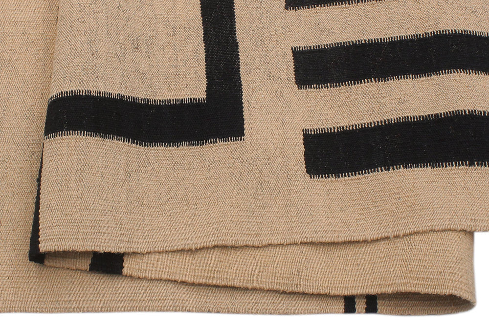 handmade Modern Kilim Beige Black Hand-Woven RECTANGLE 100% WOOL area rug 8' x 10'