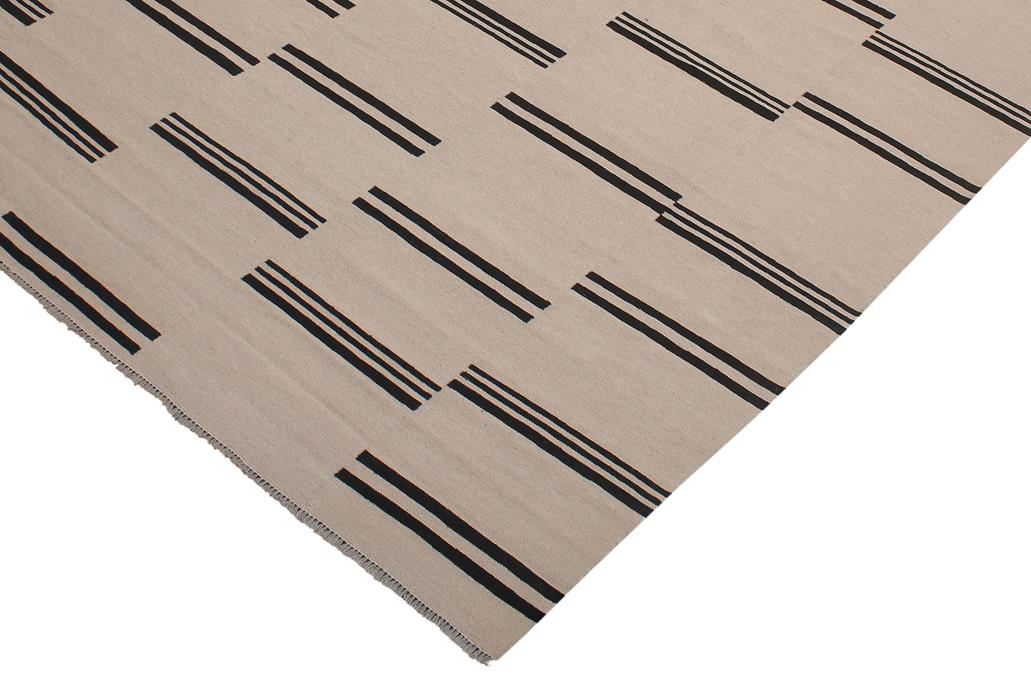 Flat Weave Kilim Antique Navaho Vintage handmade Modern Kilim Beige Black Hand-Woven Rectangle 100% Wool Area Rug 8x10 