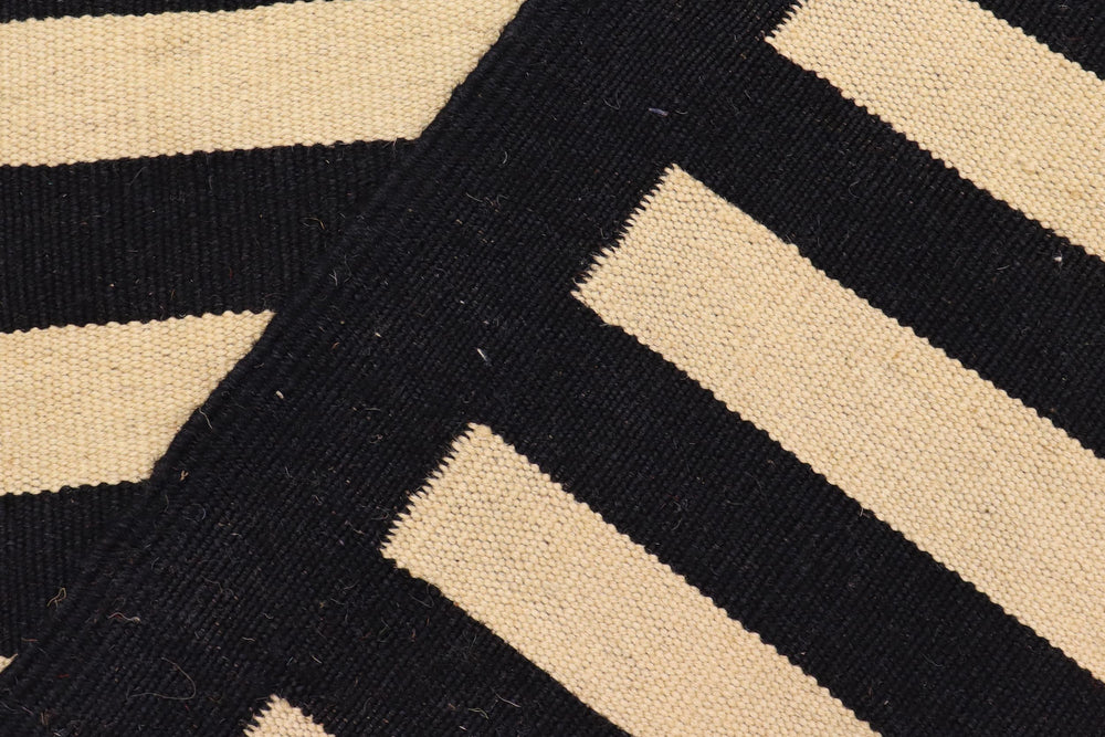 handmade Modern Kilim Black Beige Hand-Woven RUNNER 100% WOOL area rug 3' x 6'