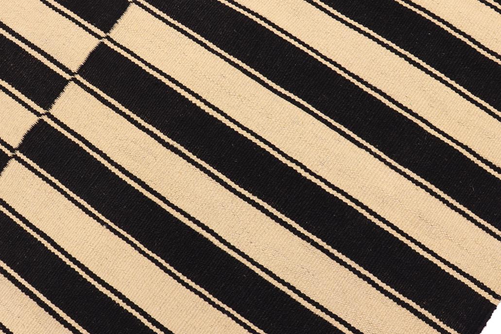 Flat Weave Kilim Antique Navaho Vintage handmade Modern Kilim Beige Black Hand-Woven Rectangle 100% Wool Area Rug 6x8 