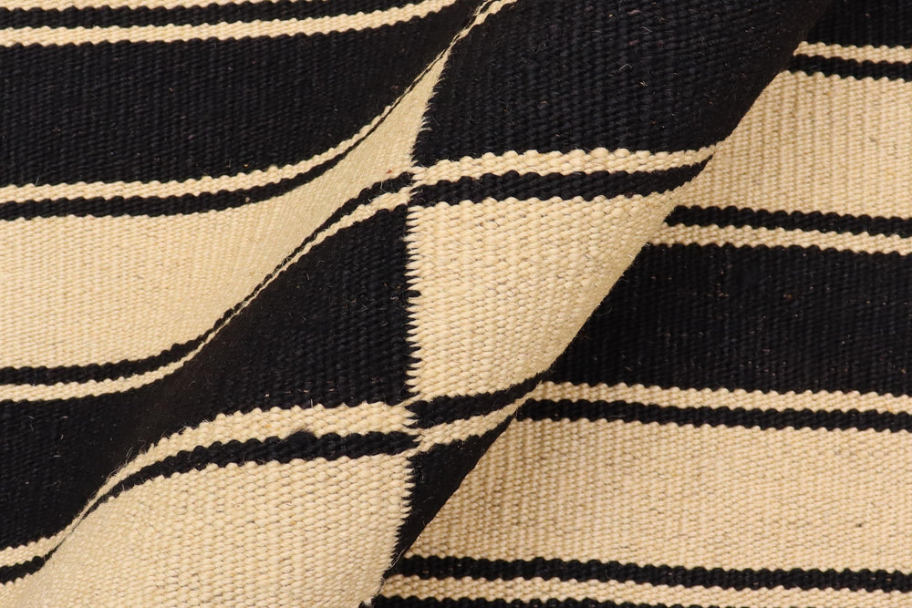 handmade Modern Kilim Beige Black Hand-Woven RECTANGLE 100% WOOL area rug 6' x 8'