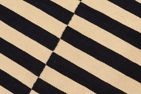 handmade Modern Kilim Beige Black Hand-Woven RECTANGLE 100% WOOL area rug 5' x 8'
