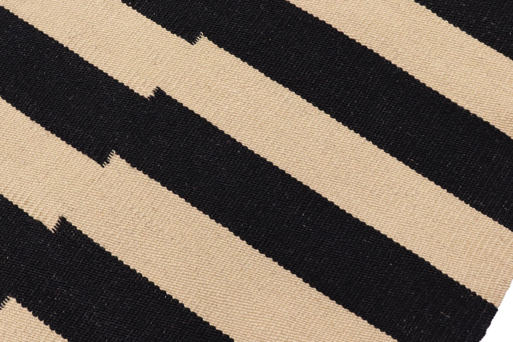 handmade Modern Kilim Beige Black Hand-Woven RECTANGLE 100% WOOL area rug 7' x 11'