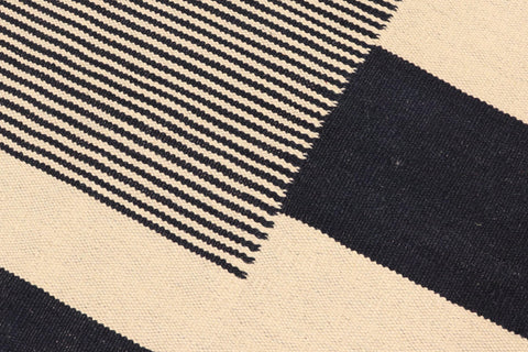 handmade Modern Kilim Beige Black Hand-Woven RECTANGLE 100% WOOL area rug 5' x 8'
