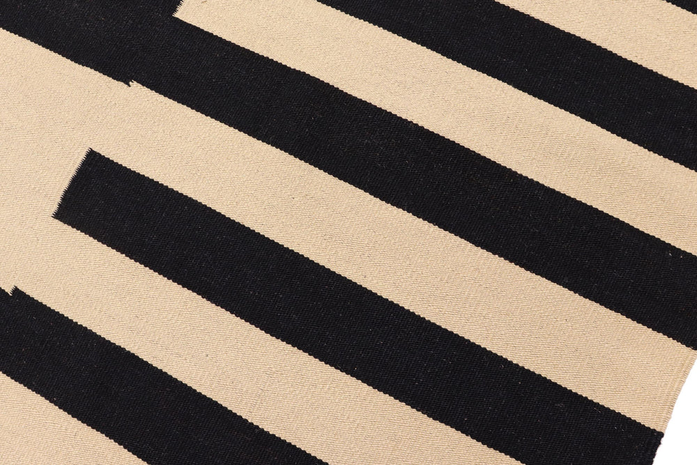 handmade Modern Kilim Beige Black Hand-Woven RECTANGLE 100% WOOL area rug 7' x 10'