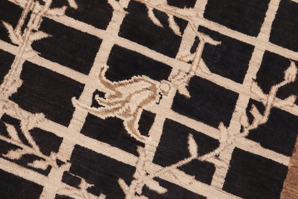 handmade Modern Kafkaz Black Beige Hand Knotted RECTANGLE WOOL&SILK area rug 8' x 10'