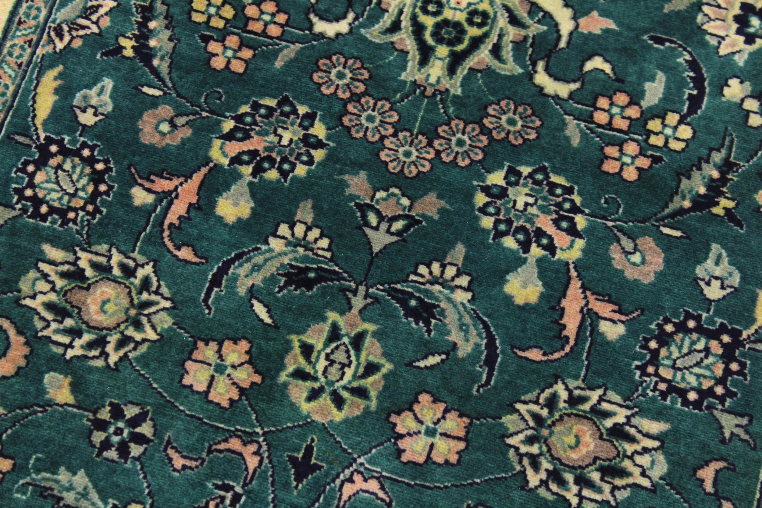 handmade Traditional Victoria Green Beige Hand Knotted RUNNER 100% WOOL area rug 3' x 6'