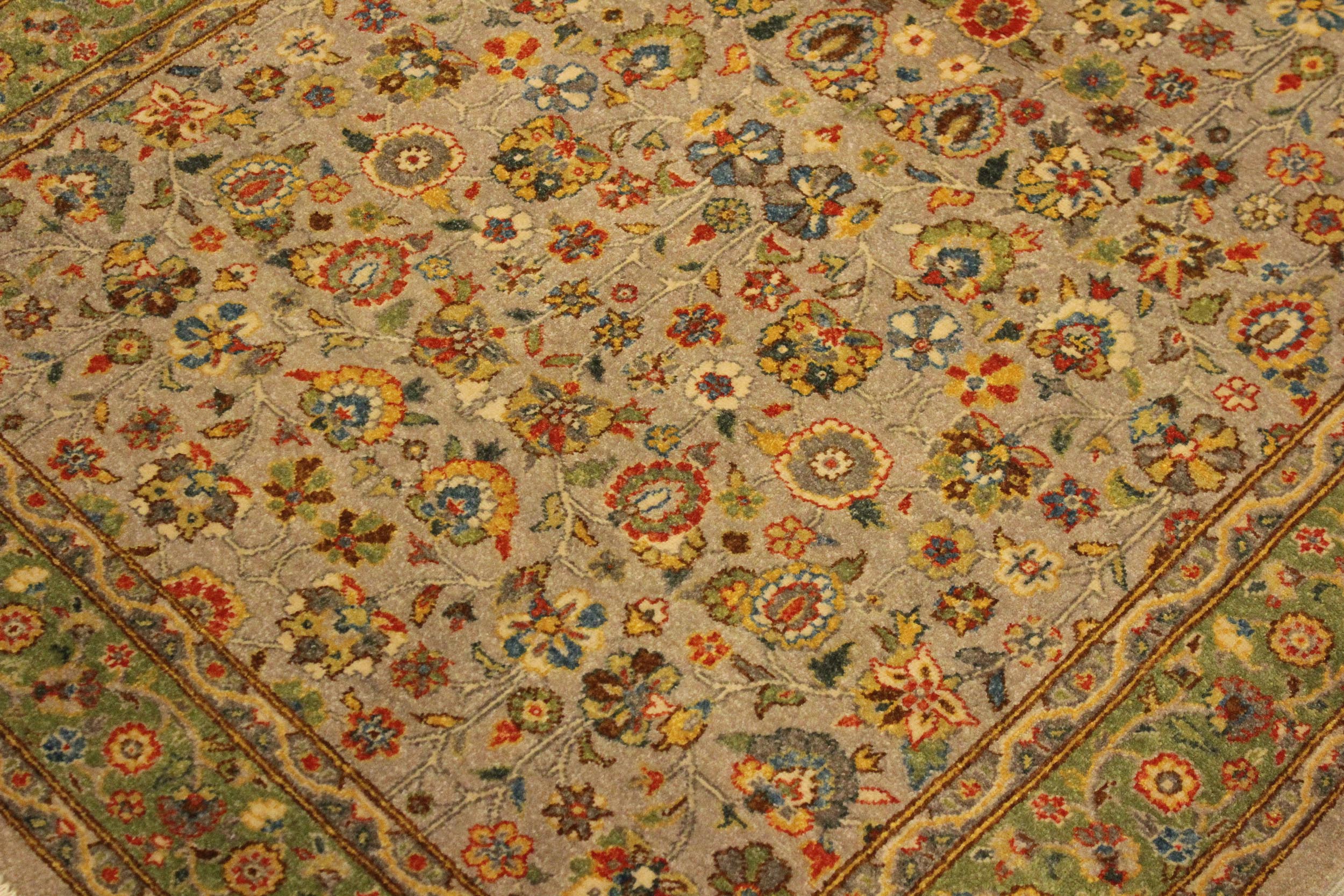 handmade Traditional Design Lt. Gray Lt. Green Hand Knotted RECTANGLE 100% WOOL area rug 4' x 6'