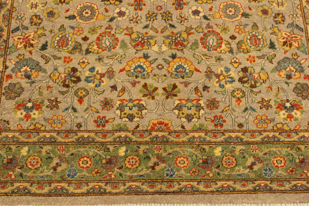 handmade Traditional Design Lt. Gray Lt. Green Hand Knotted RECTANGLE 100% WOOL area rug 4' x 6'