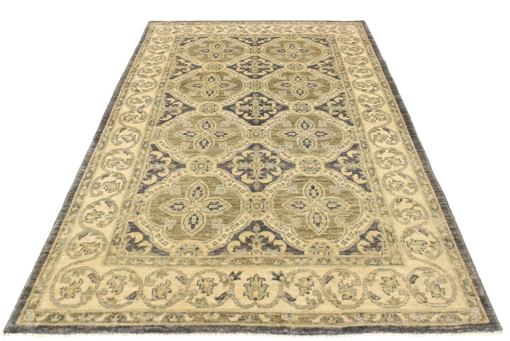 handmade Transitional Kafkaz Bluish Gray Tan Hand Knotted RECTANGLE 100% WOOL area rug 4' x 6'