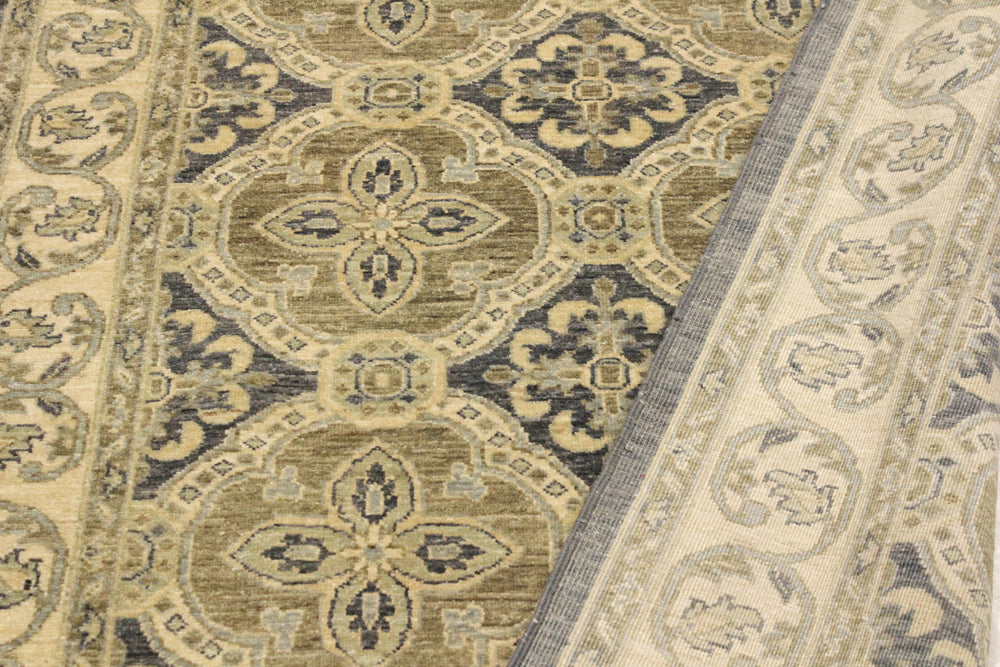 handmade Transitional Kafkaz Bluish Gray Tan Hand Knotted RECTANGLE 100% WOOL area rug 4' x 6'