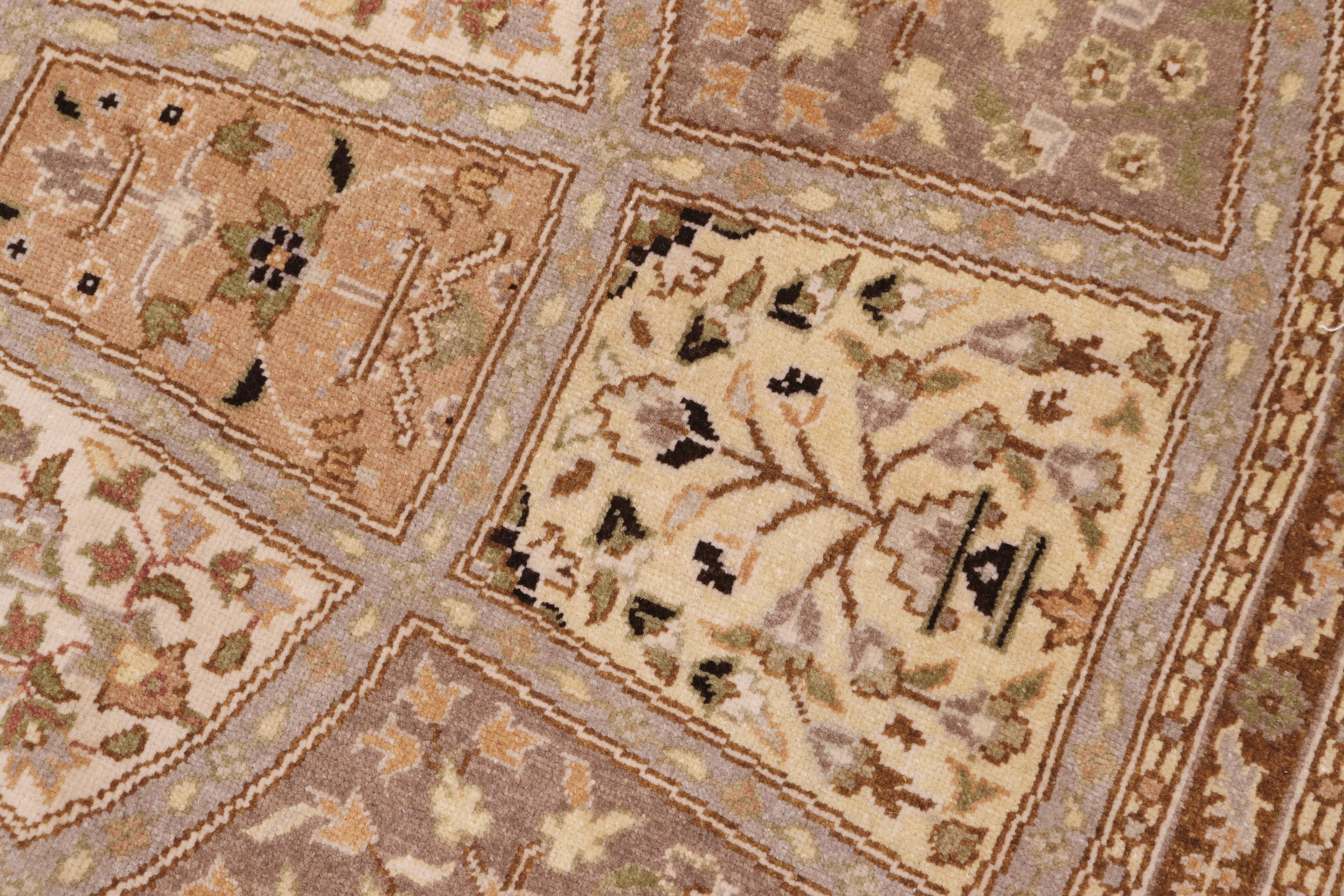 handmade Traditional Round Design Lt. Tan Lt. Tan Hand Knotted ROUND 100% WOOL area rug 6' x 6'