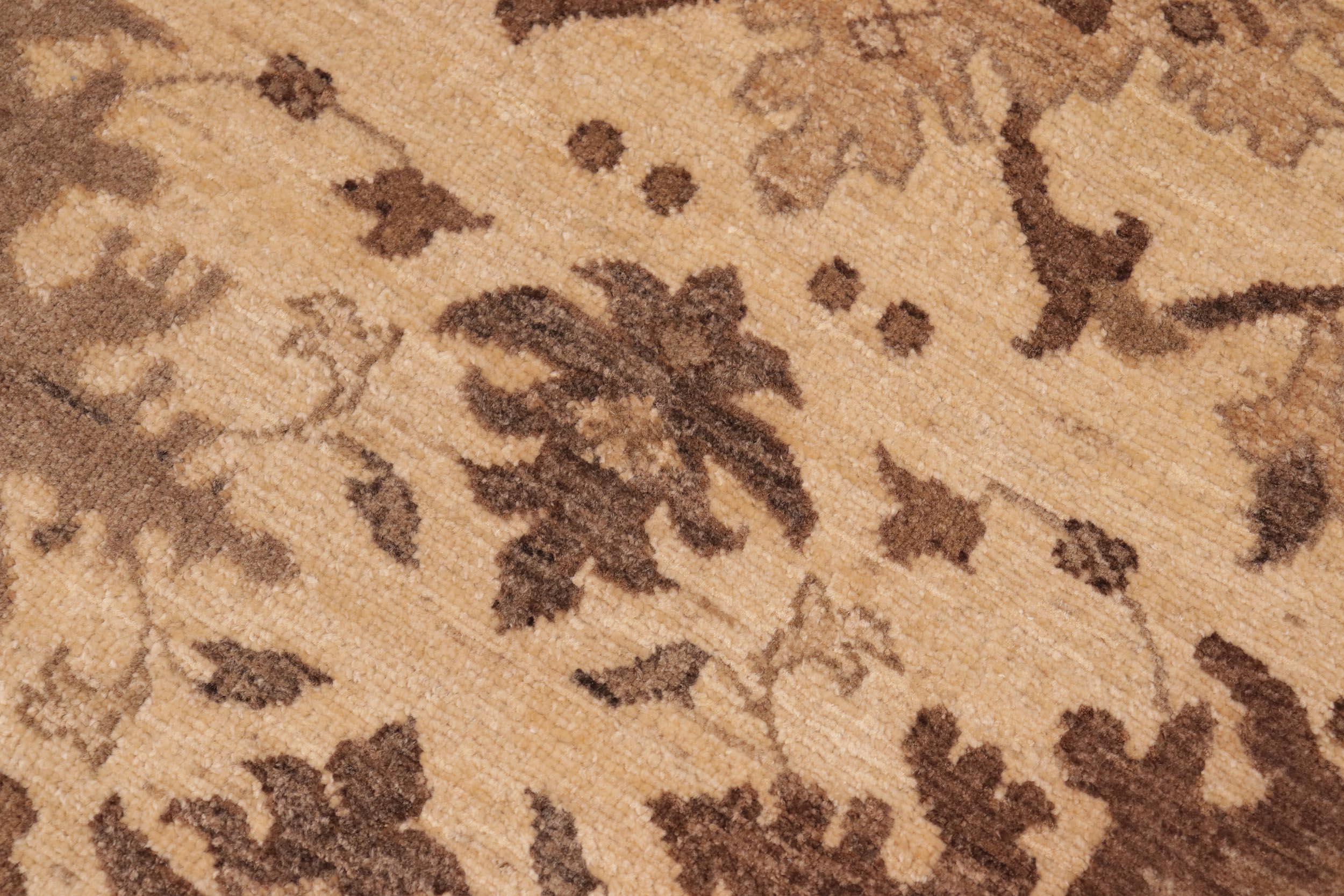 handmade Geometric Kafkaz Ivory Lt. Tan Hand Knotted RECTANGLE 100% WOOL area rug 8' x 10'