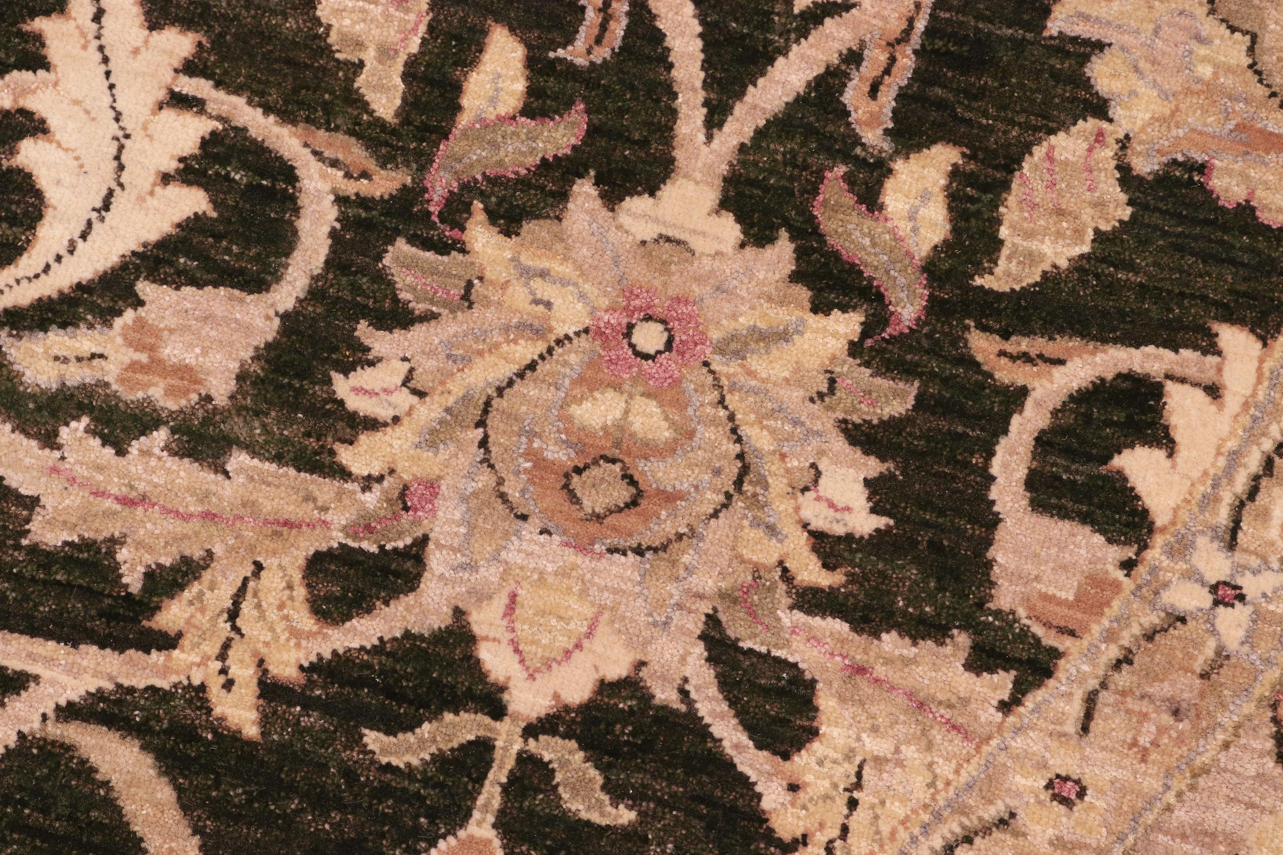 handmade Traditional Kafkaz Drk.green Lt. Tan Hand Knotted ROUND 100% WOOL area rug 9' x 9'