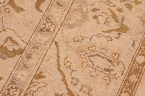 Classic Ziegler Wen Beige/Gold Hand Knotted Wool Rug - 7'11'' x 9'6''