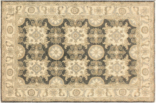 handmade Transitional Kafkaz Gray Ivory Hand Knotted RECTANGLE 100% WOOL area rug 4' x 6'