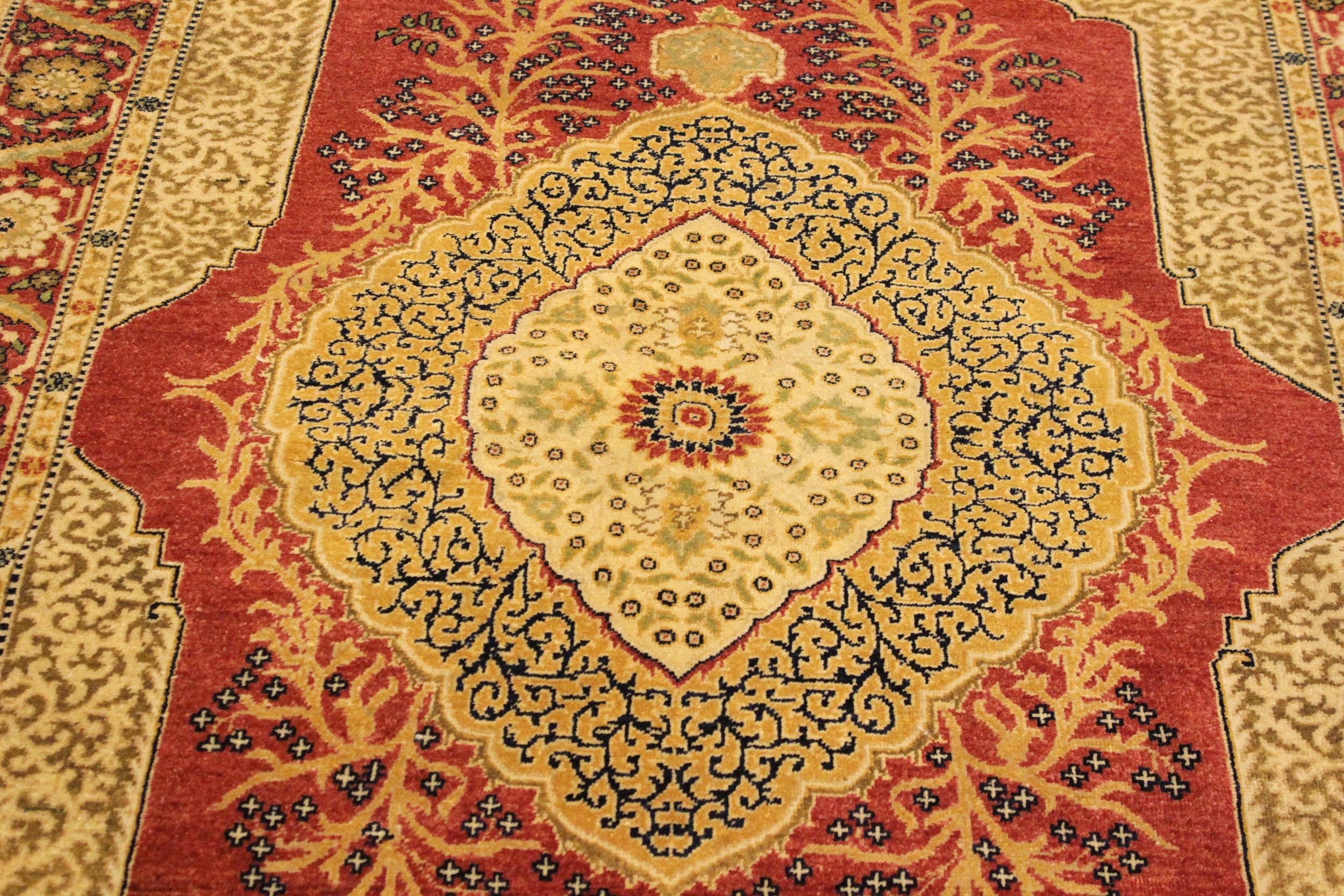 handmade Traditional Design Pink Rust Hand Knotted RECTANGLE 100% WOOL area rug 4' x 6'