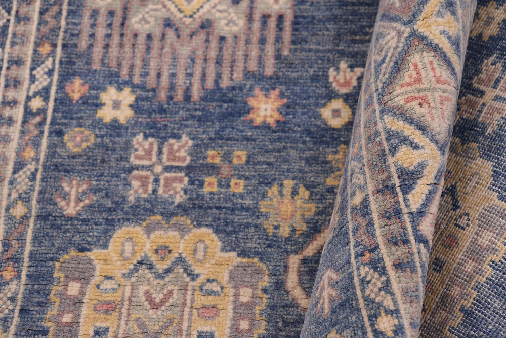 handmade Transitional Kafkaz Lt. Blue Lt. Blue Hand-made RECTANGLE 100% WOOL area rug 4' x 6'