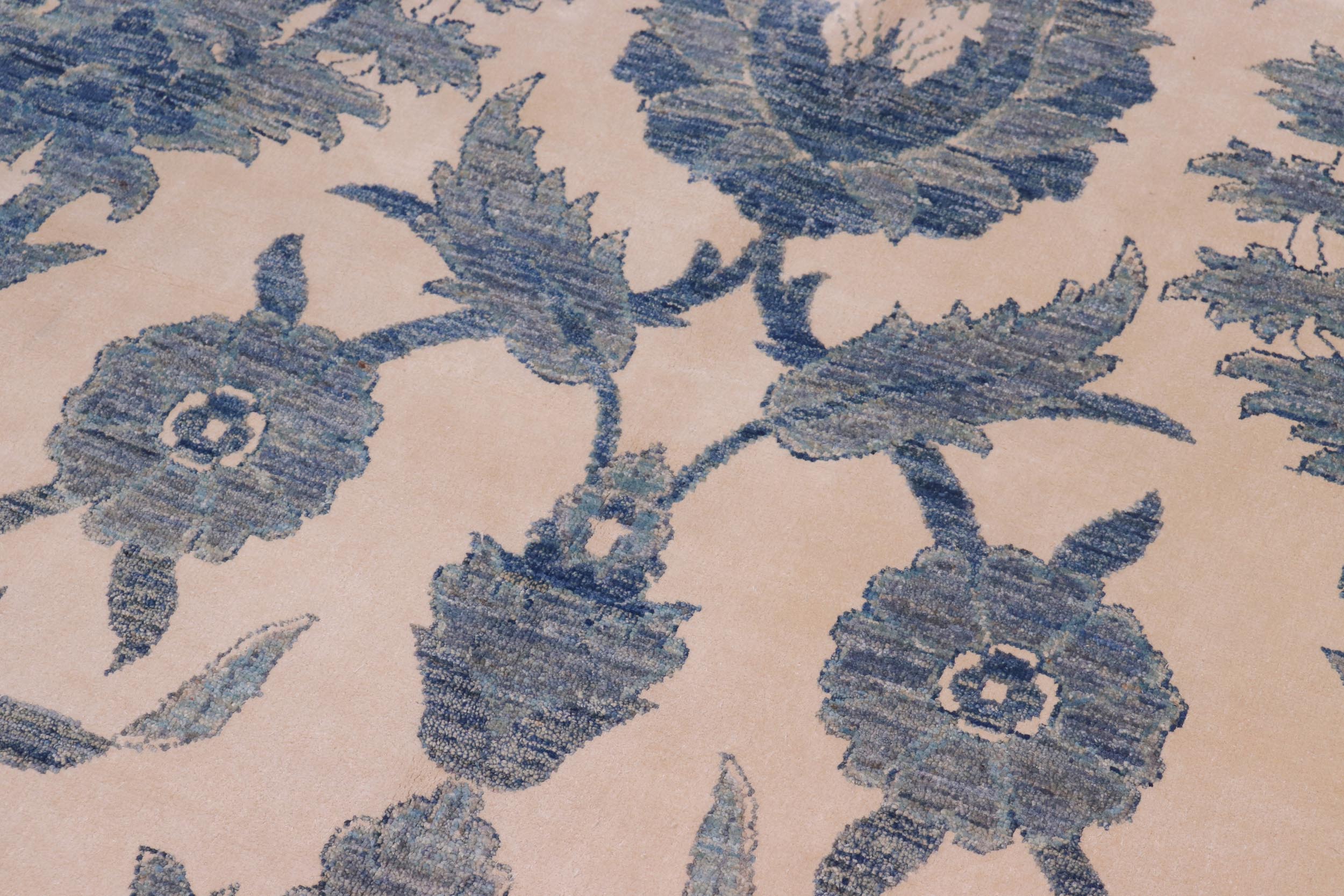 handmade Modern Kafkaz Ivory Blue Hand Knotted RECTANGLE WOOL&SILK area rug 8' x 10'