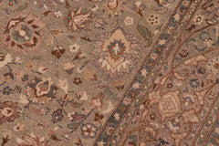 Antique Kashan Monica Green/Tan Wool Rug - 6'1'' x 9'5''