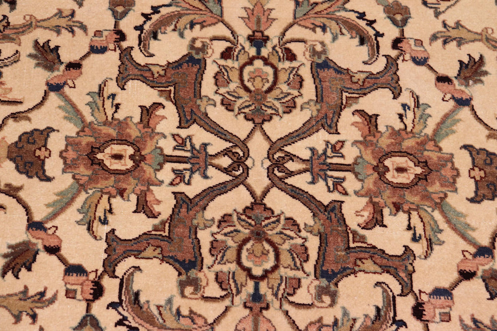 handmade Traditional Kafkaz Ivory Ivory Hand Knotted RECTANGLE 100% WOOL area rug 6' x 9'