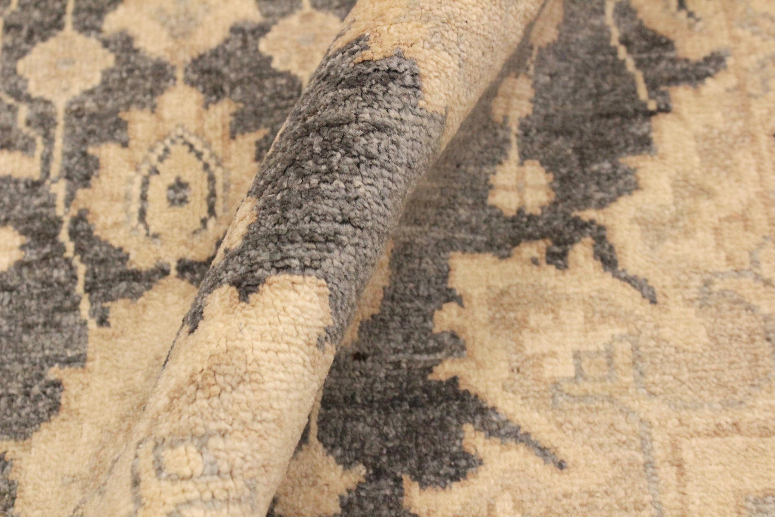 handmade Transitional Kafkaz Gray Tan Hand Knotted RECTANGLE 100% WOOL area rug 4' x 6'