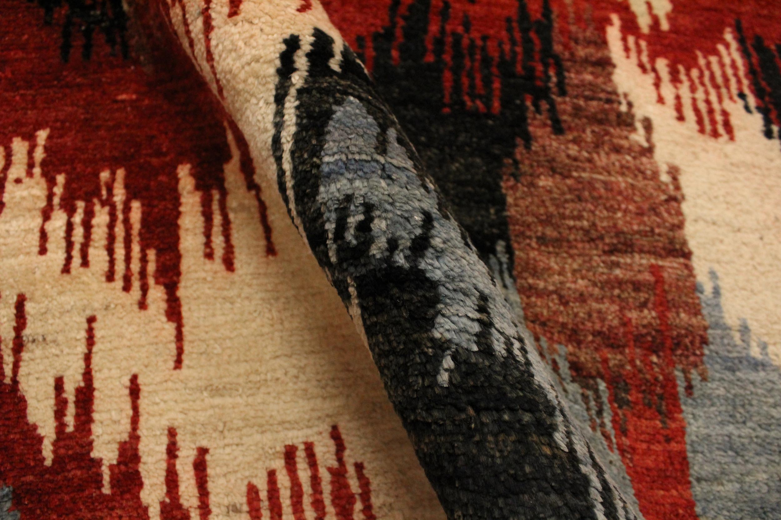handmade Modern Ikat Red Ivory Hand Knotted RECTANGLE 100% WOOL area rug 4' x 6'