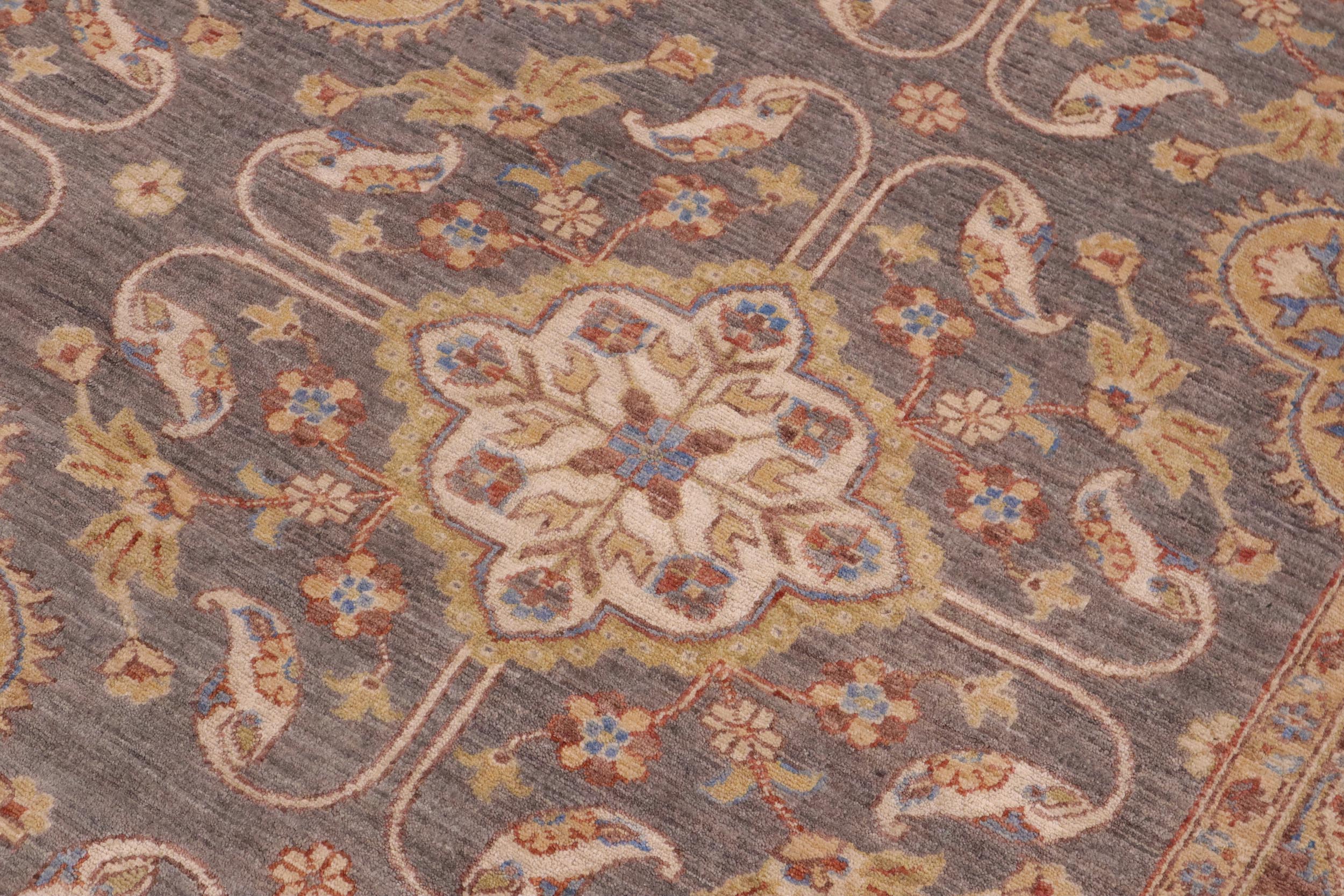 handmade Transitional Kafkaz Gray Ivory Hand Knotted RECTANGLE 100% WOOL area rug 8' x 11'